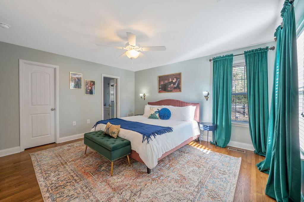 New Victorian Theme, 3Br, Lrg Backyard Close To Pnc Arena, Downtown, And Rdu Airport Raleigh Zewnętrze zdjęcie