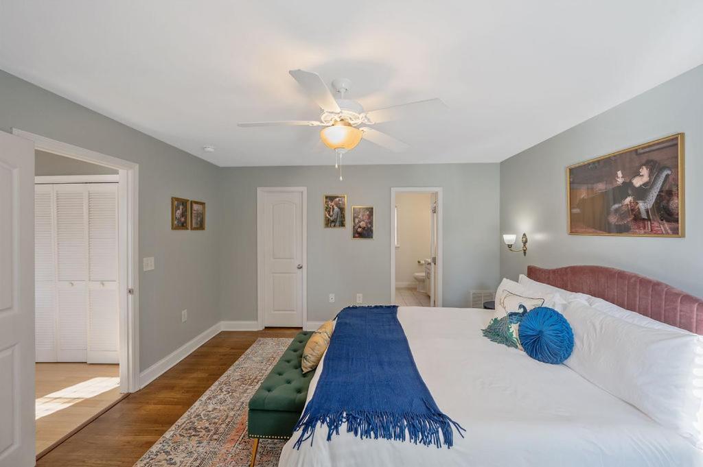 New Victorian Theme, 3Br, Lrg Backyard Close To Pnc Arena, Downtown, And Rdu Airport Raleigh Zewnętrze zdjęcie