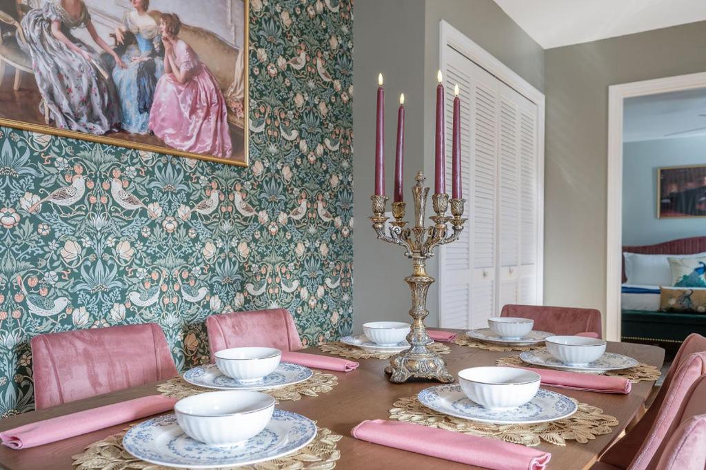 New Victorian Theme, 3Br, Lrg Backyard Close To Pnc Arena, Downtown, And Rdu Airport Raleigh Zewnętrze zdjęcie